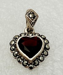 New 925 Sterling Silver Thailand Marcasite Garnet Heart Pendant