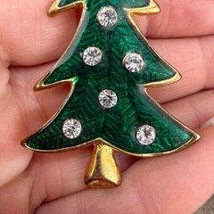 Vintage Christmas Tree Brooch LIA Gold Tone Signed Enamel Rhinestone
