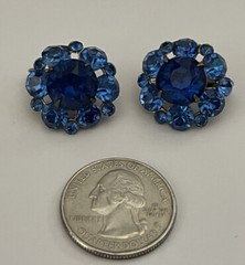 Vintage MCM Prong Set Sparkling Blue Rhinestone Silvertone Screwback Earrings