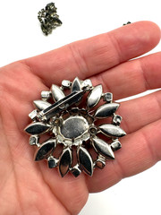 Vintage 1950s 60s Smoky Gray Black Diamond Rhinestone Brooch Clip Earrings Set