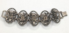 Selro Selini Unsigned African Princess Face Faux Pearl Statement Bracelet