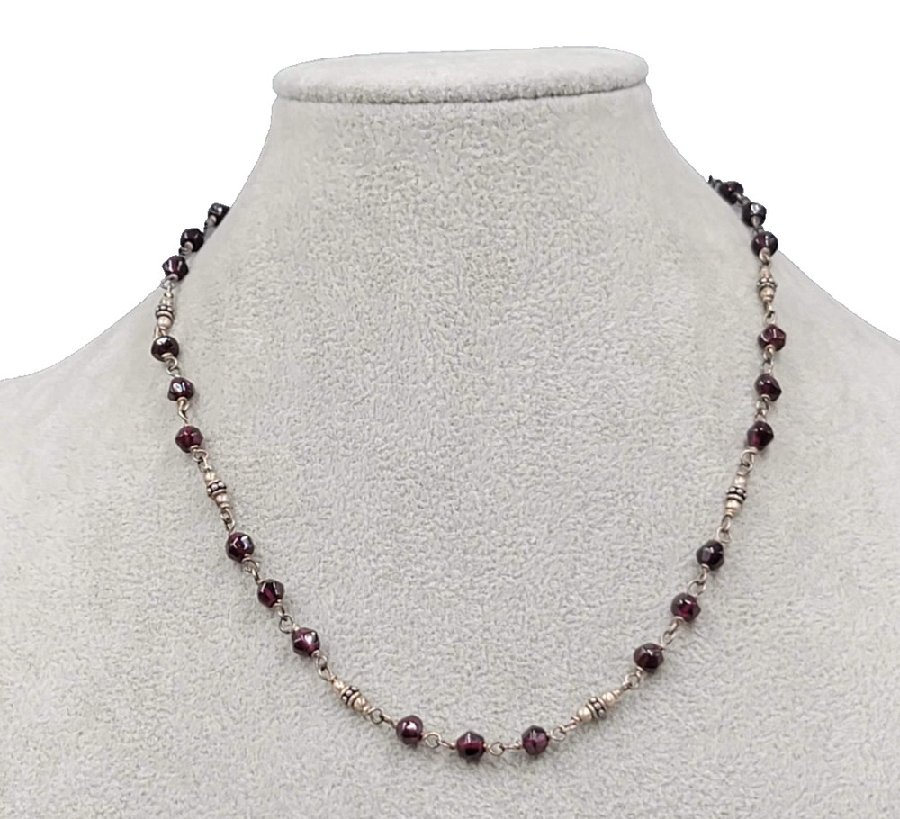 Vintage Silpada Dainty Sterling Silver Faceted Garnet Bead Necklace 16″-18″
