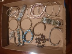 Vintage to Modern Bracelet Lot Wearable Resell Lot of 17 Pieces