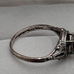 925 Sterling Silver Red Garnet Color Filigree Ring Size 6.25 2g