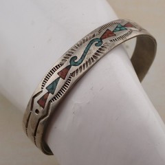VTG Southwestern Stamp Nickel Silver Turquoise Coral Inlaid 6 1/2″ Cuff Bracelet