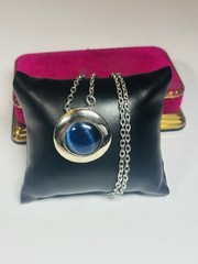 Powerful Eerie Blue Cats Eye Gemstone Talisman Necklace Occult Macabre Magic 24”