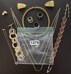 VTG – Modern Jewelry Lot Necklace Chains Earrings Rings Silver And Gold Tone Lot
