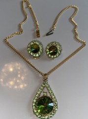 Vintage Juliana Style Watermelon, Rivoli Green Rhinestone Pendant Earrings Set