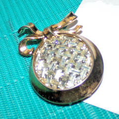 CROWN TRIFARI signed FUR CLIP pin all channel set stones-OMG!!