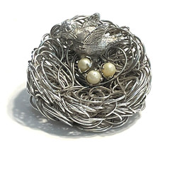 Pair of Silver Tone Brooches Bird & Nest w/Faux Pearl Eggs + Avon Brooch/Pendant