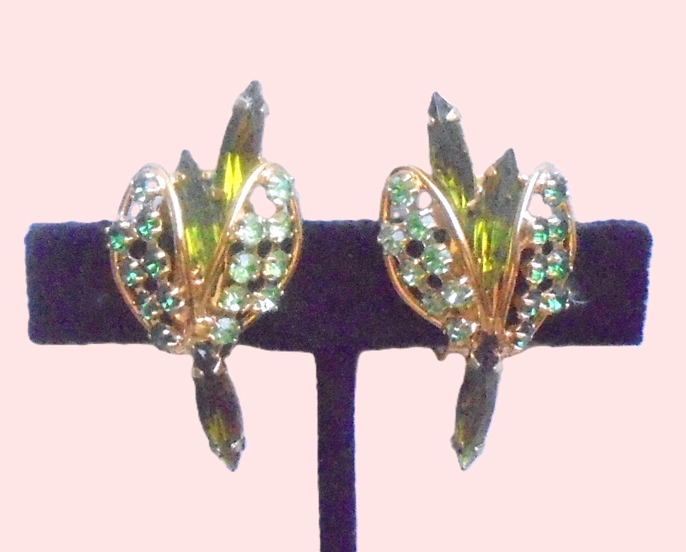 Vintage Hobe Green Rhinestone Gold Tone Clip On Signed Earrings EUC
