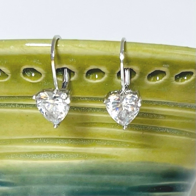 Vtg Sterling Silver 925 Clear Cubic Zirconia Heart Earrings Lever Back