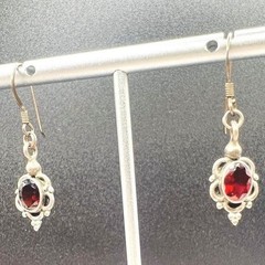 Vintage Sterling Silver Red Garnet Earring Dangle Ornate 1.25″ 3g