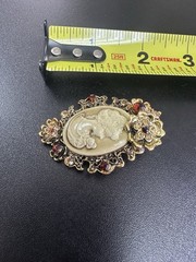 Vintage Cameo Brooch Floral Accents Gold Tone Oval Metal Resin