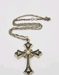 Sarah Coventry Cross Pendant Necklace 1974 Florentine Limited Ed Vintage 25 in