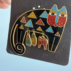 Rare Vintage Laurel Burch MYO Cat Brooch “Cat Family” 1993