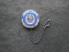 General Nursing Council England & Wales Vintage Enamel Lapel Pin Hat Badge 9.6g