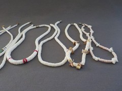 Vintage Shell Disc Necklace Bead Jewelry Mixed Lot 9 Used Wearable Barrel Red