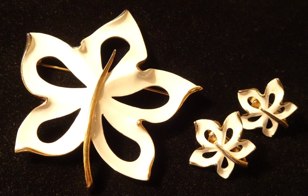Signed Napier Leaf Brooch & Earrings Vintage Clip Screw On Gold Tone & White