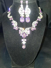 VINTAGE STYLE AMETHYST & CLEAR CRYSTAL NECKLACE & EARRING SET