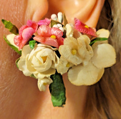 Vtg Silk Flower Bouquet Screw Back Earrings 1950s Romantic Bridal