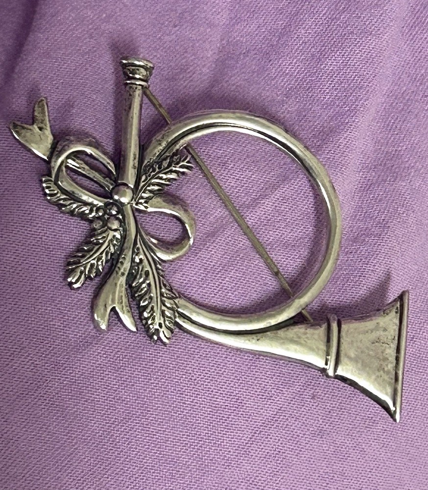 M & H Sterling Silver French Horn Brooch Pin