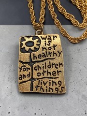 1968 Another Mother for Peace Anti War Vietnam Gold Tone Pendant 25″ Necklace