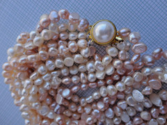 VTG ESTATE MULTI STRAND IVORY PINK PEACH BAROQUE FRESHWATER PEARL NECKLACE 17″