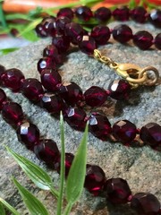 Vintage Long Faceted Natural Garnet Bead Necklace Deep Wine Red. 44″