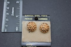 Vintage GOLD Tone Dome Round Shape Earrings Hammered Texture- Glam Artsy Costume