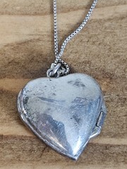VINTAGE THAI Sterling Silver Mother of Pearl Markasite Heavy Locket 17” Chain