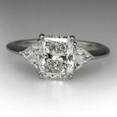 New Remarkable Radiant Cut Propose Ring in Silver Three-stone Engagement Ring