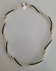 Vintage White & Black Faux Pearl Twisted 4 Strands Necklace 20″
