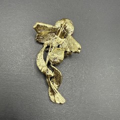 Pink Flower Rhinestone Brooch Pin J26