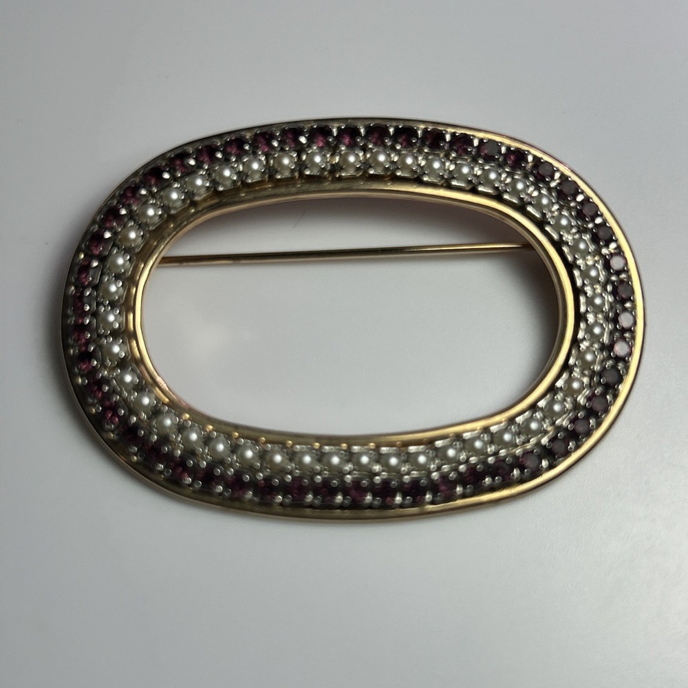 Vintage Mid-Century Oval Rhinestone Brooch Gold-Tone Pin 1950s–1970s Simplistic