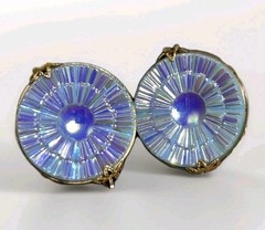 Vtg Hillcraft Castlecraft Comfort Clip Earrings in Blue Iridescent Molded Glass