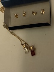 Vintage Regal Goldtone Ruby/ Clear Crystal Pendant Necklace / Earrings Set