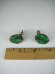 Vintage Green Plastic Clip On Earrings Gold Tone Oval Jewelry Faux Stone 1 inch