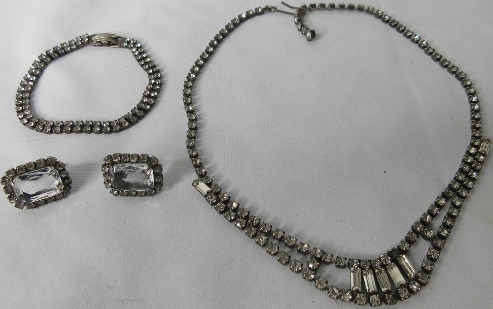 Retro Modern Art Deco Rhinestone Necklace Bracelet Earrings Set MCM c. Late 70s