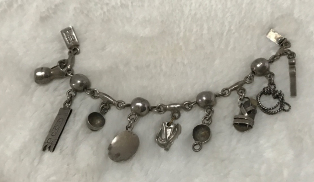 Vintage Handmade Mexican Sterling Silver 925 Charm Bracelet 9 Charms