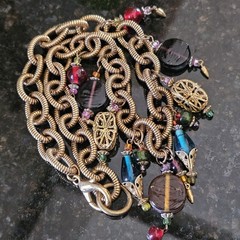 Charm Necklace Chunky Chain Glass Bauble Bead 19″