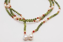 Green Aventurine & White Pearl Lariat Necklace Gold Baroque Pearl Kundan Sautoir