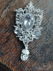 Pin Pendant Brooch GLITZY CRYSTALS Dangling Drop HUGE IMPRESSIVE GLAMOUROUS WOW!
