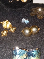 Vintage To Modern Jewlery Lot Brooches Pins Earings Purse Hook Neman Marcus