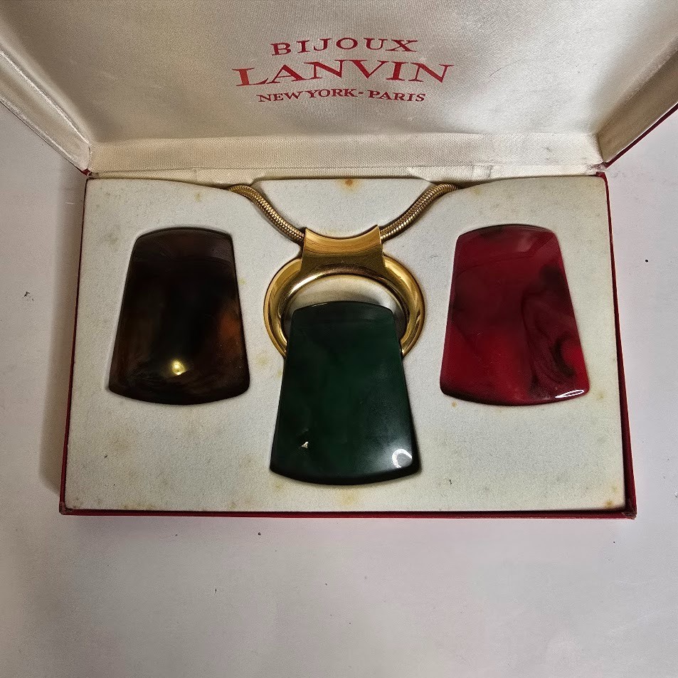 Vintage Lanvin Bijoux Lucite Interchangeable Pendant Necklace in Original Box