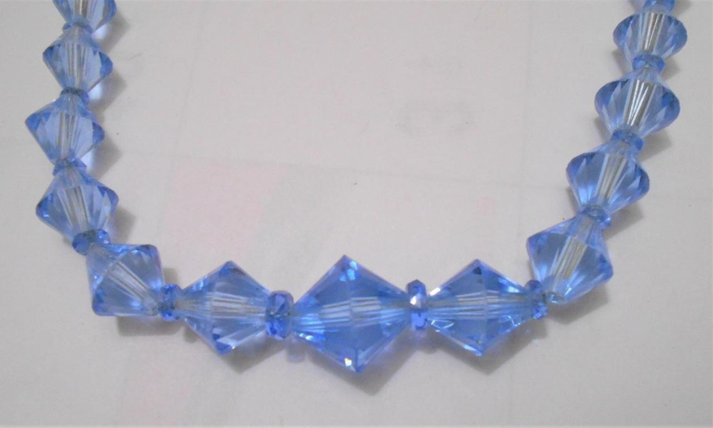 Vintage Sky Blue Bi Cone Faceted Crystal Bead Necklace 15.5″