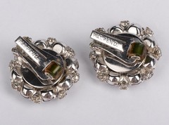 Vintage Purple Clear Rhinestone Cluster Clip On Earrings Silver Tone 1.03″