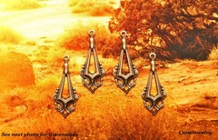 #0503 ANTIQUED GOLD OPEN CENTER TEARDROP W/TOP HANG RING – 4 Pcs