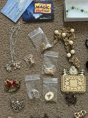 Huge Vintage Estate Costume Jewelry Lot About 125 Pieces Many Wearable