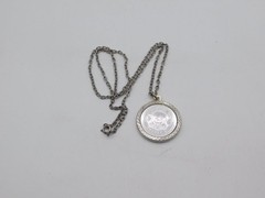 VINTAGE NECKLACE~COIN~UNITED STATES~1776~TWENTY D~24″ CHAIN~SILVER TONE